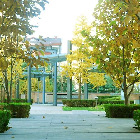 Rich&Young Seasons Park Service Apartment Pequim Exterior foto